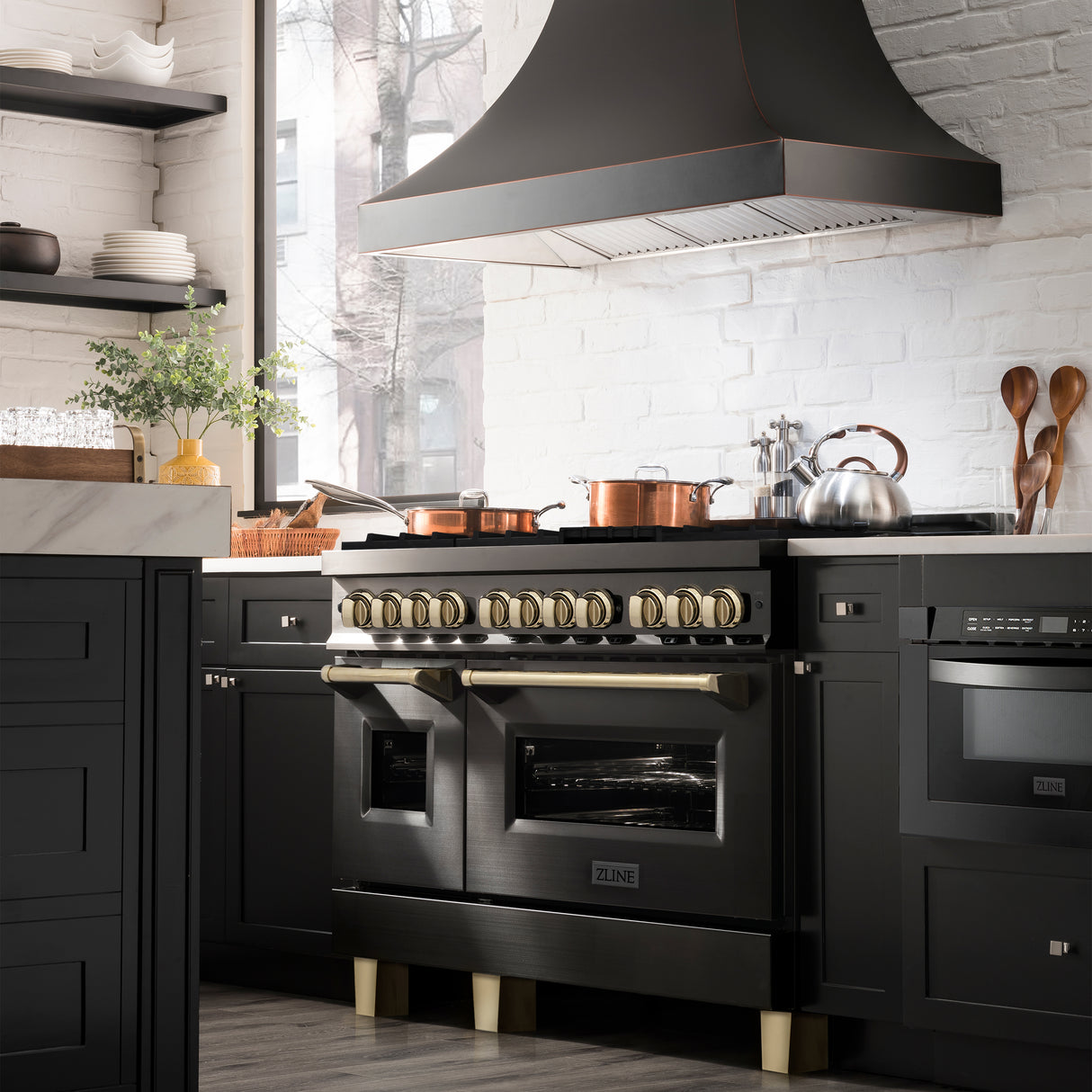 ZLINE Autograph Edition 48" 6.0 cu ft Dual Fuel Range with Gas Stove and Electric Oven in Black Stainless Steel with Gold Accents (RABZ-48-G)