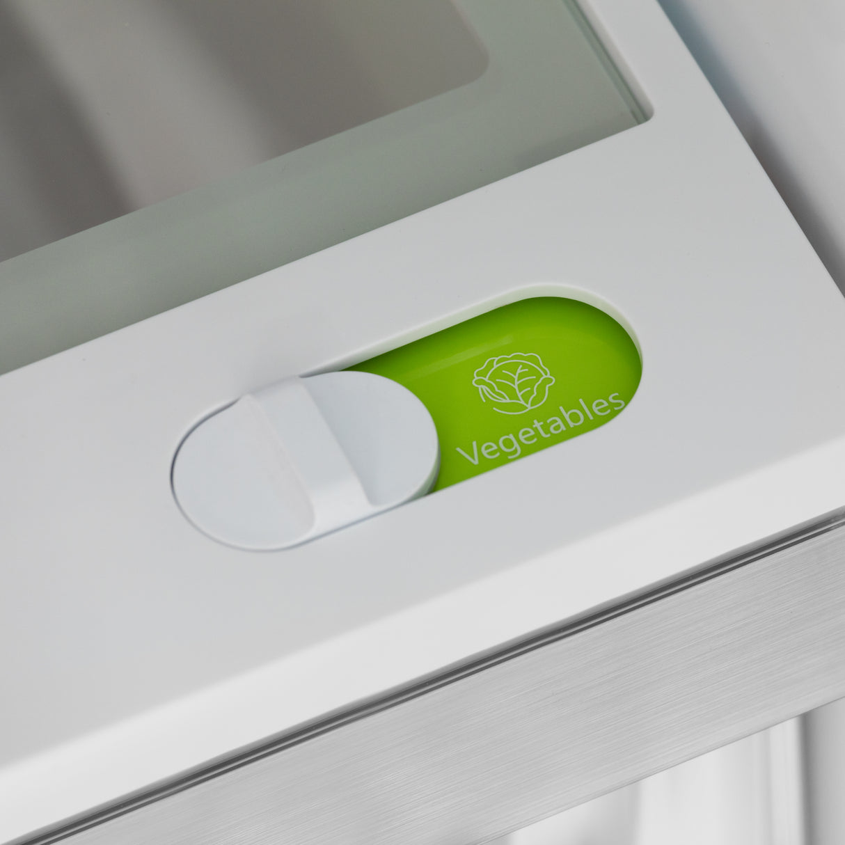 ZLINE 36" Autograph Edition 22.5 cu. ft 4-Door French Door Refrigerator with Ice Maker in Fingerprint Resistant Stainless Steel with Gold Accents (RFMZ-36-G)