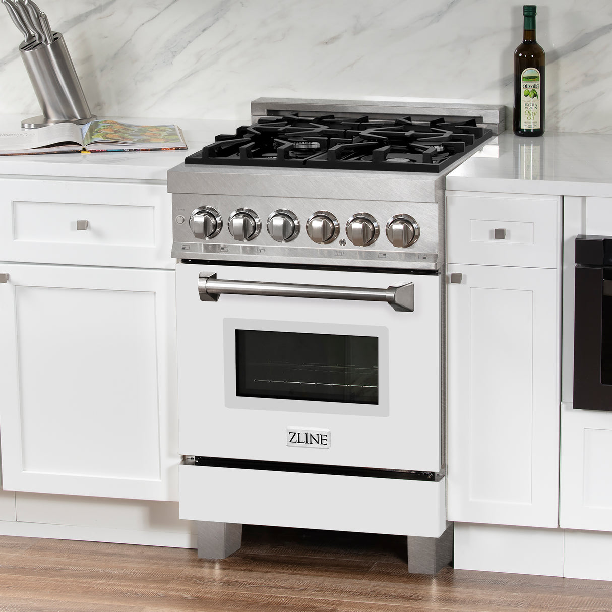 ZLINE 24" 2.8 cu ft Dual Fuel Range with Gas Stove and Electric Oven in Fingerprint Resistant Stainless Steel and White Matte Door (RAS-WM-24)