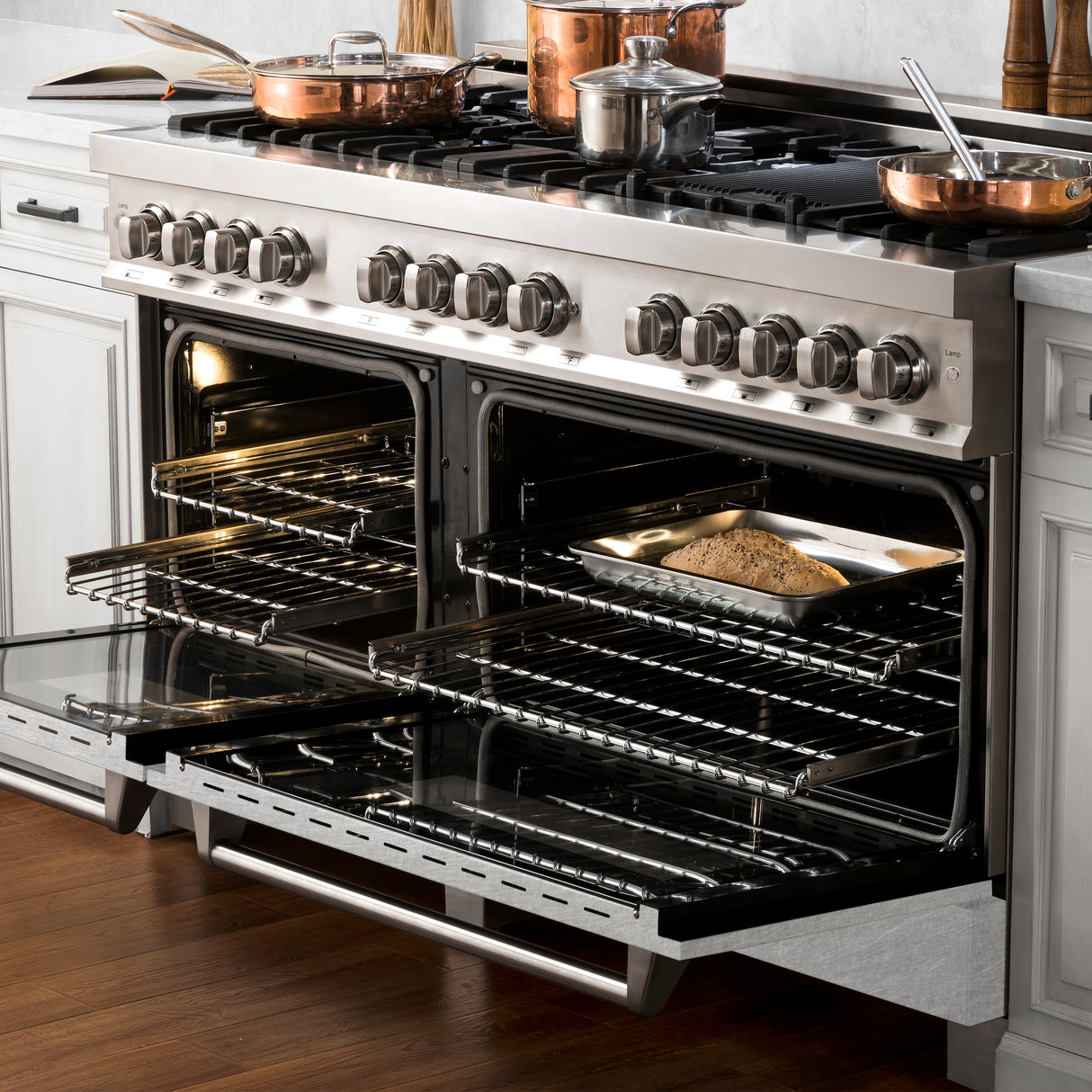 ZLINE 60" 7.4 cu ft Dual Fuel Range with Gas Stove and Electric Oven in Fingerprint Resistant Stainless Steel (RA-SN-60)